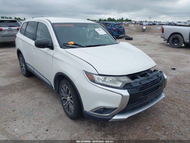 Salvage Mitsubishi Outlander Image
