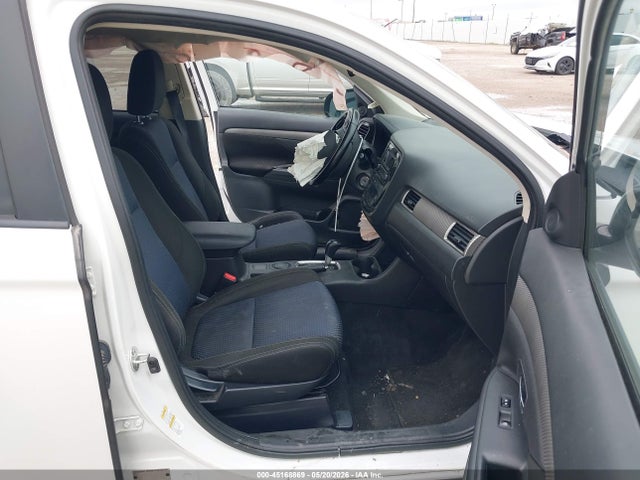 Mitsubishi Outlander Es