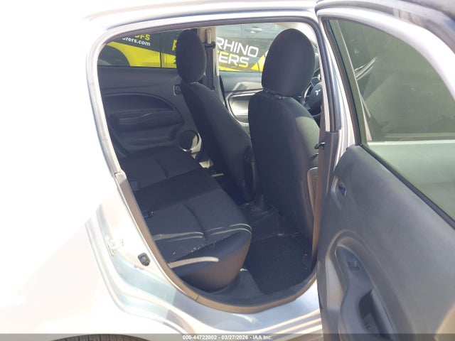 Mitsubishi Mirage Es