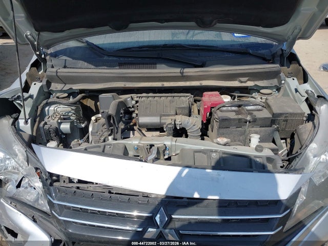 Mitsubishi Mirage Es