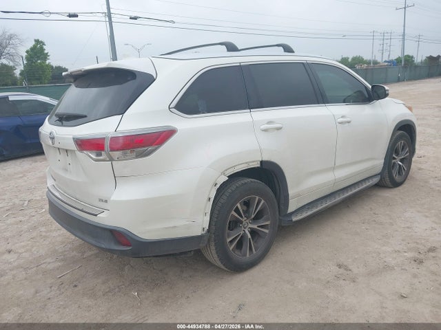 Toyota Highlander Xle V6