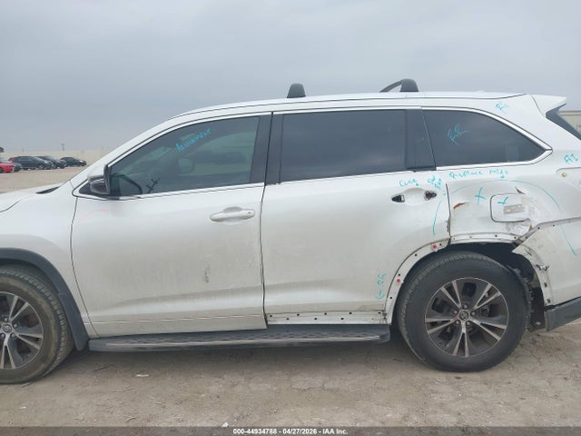 Toyota Highlander Xle V6