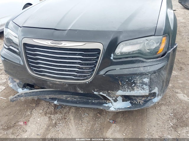Chrysler 300c John Varvatos Limited Edition