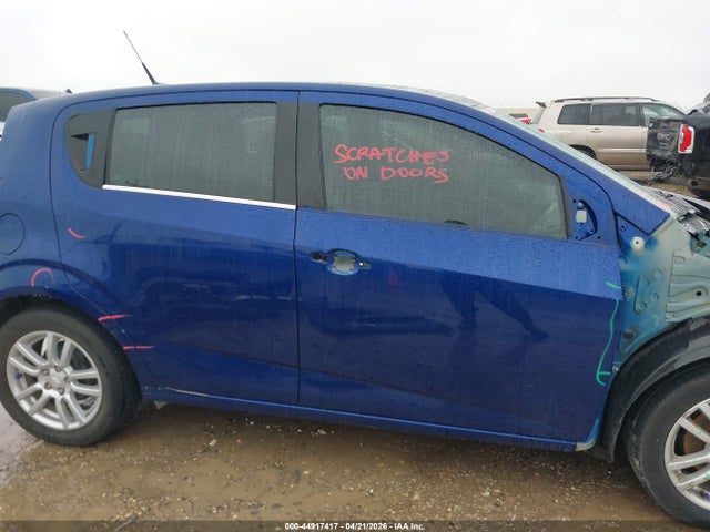 Chevrolet Sonic Lt Auto
