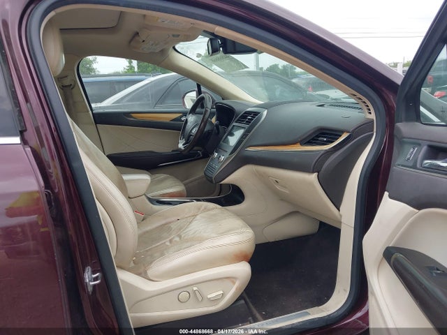 Lincoln MKC Select