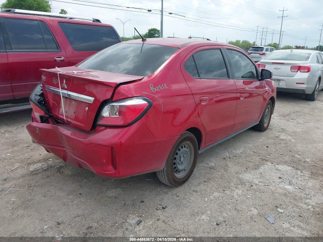 Mitsubishi Mirage Es