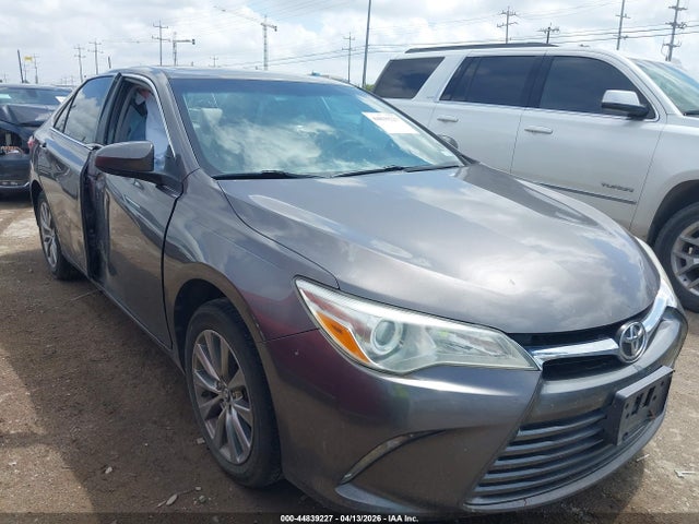Salvage Toyota Camry Image