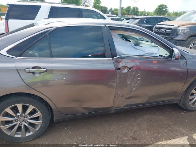 Toyota Camry Xle