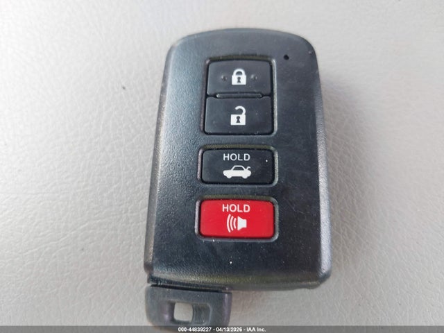 Toyota Camry Xle