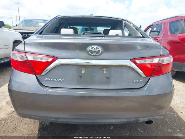 Toyota Camry Xle