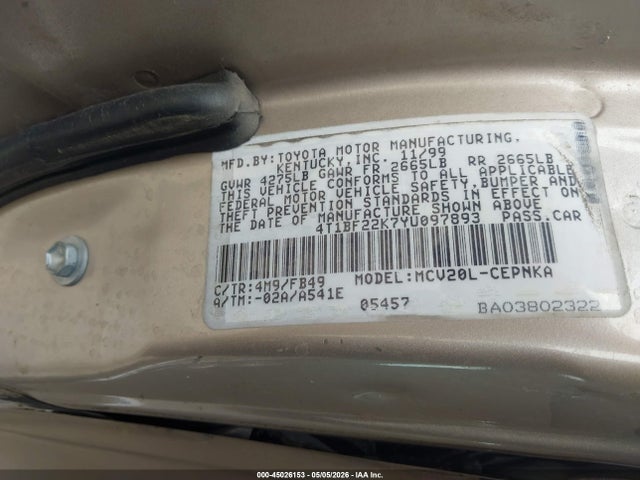 Toyota Camry Le V6