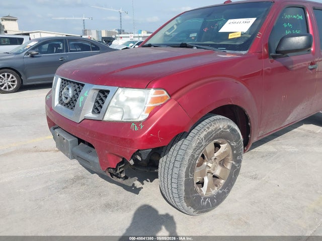Nissan Frontier Sv
