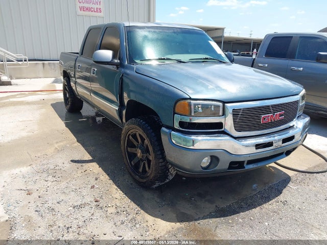 Salvage GMC Sierra 1500 Image