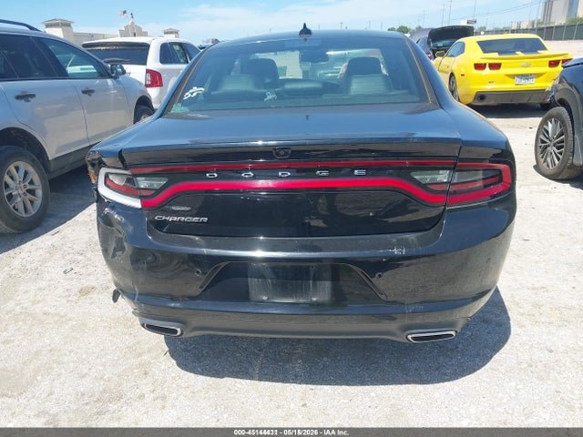 Dodge Charger Sxt Rwd