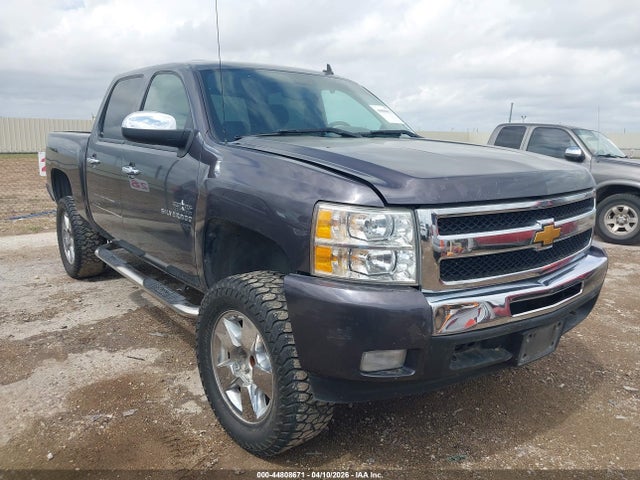 Salvage Chevrolet Silverado 1500 Image