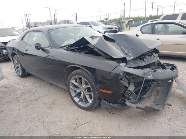 Salvage Dodge Challenger Image