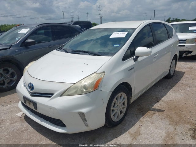 Toyota Prius v Three