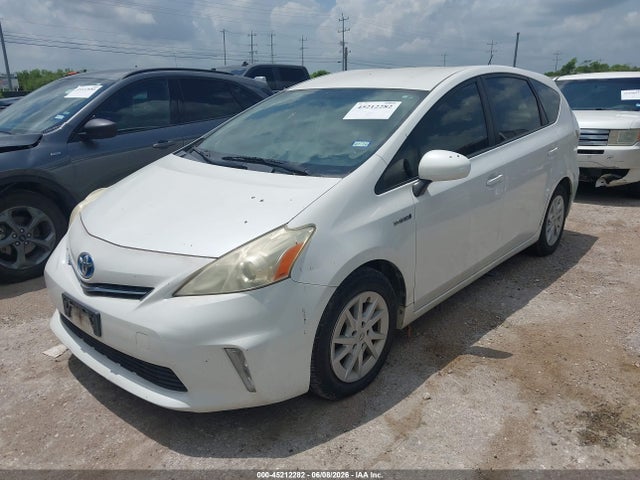 Toyota Prius v Three