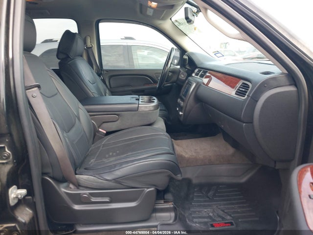 GMC Yukon Sle1