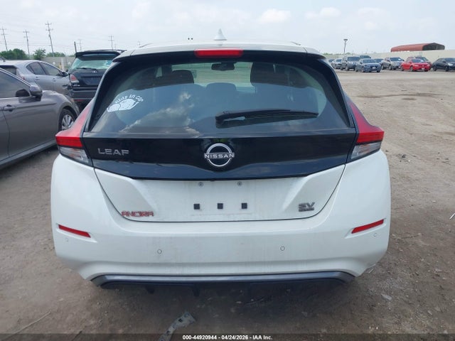 Nissan LEAF Sv Plus