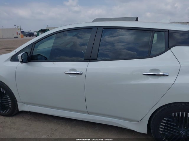 Nissan LEAF Sv Plus