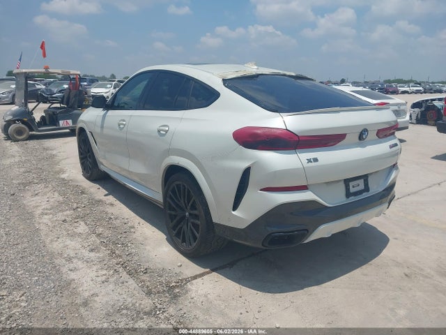 BMW X Series M50i