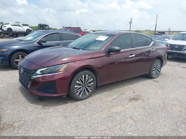 Nissan Altima Sv Intelligent Awd