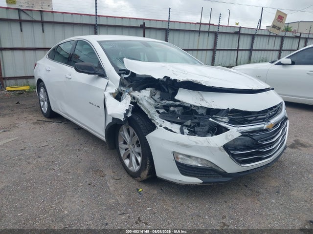 Salvage Chevrolet Malibu Image