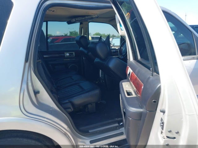 Lincoln Navigator