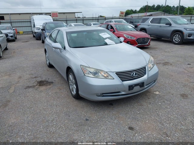 Salvage Lexus Es Image