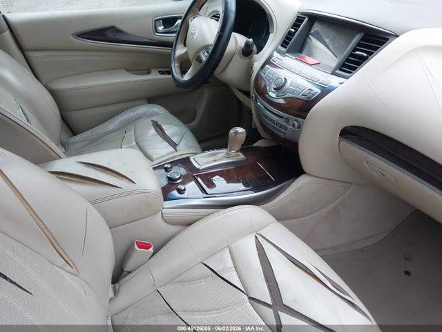 INFINITI Qx