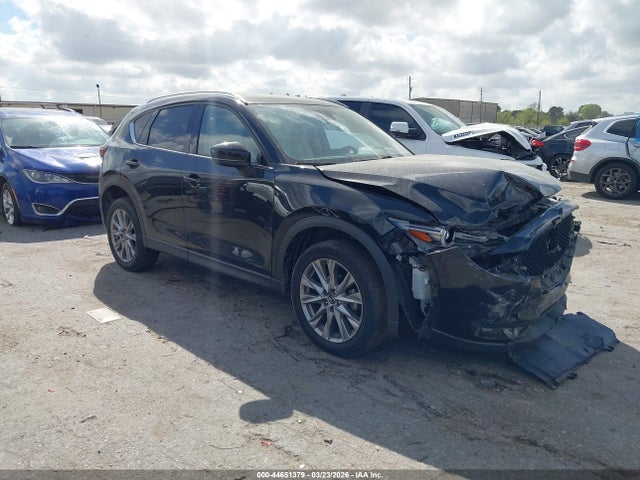 Salvage Mazda Cx Image