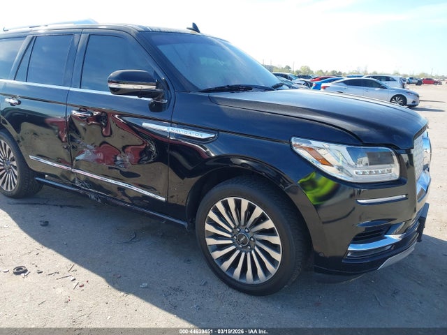 Lincoln Navigator Reserve