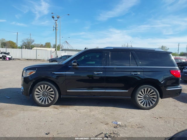 Lincoln Navigator Reserve