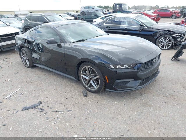 Salvage Ford Mustang Image