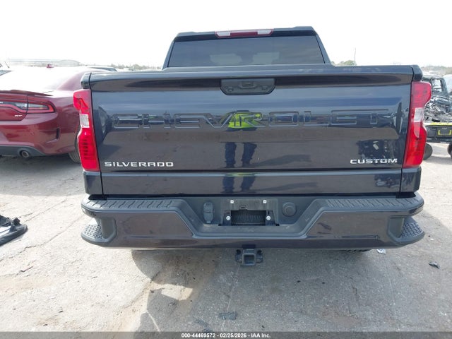 Chevrolet Silverado 1500 4wd  Short Bed Custom