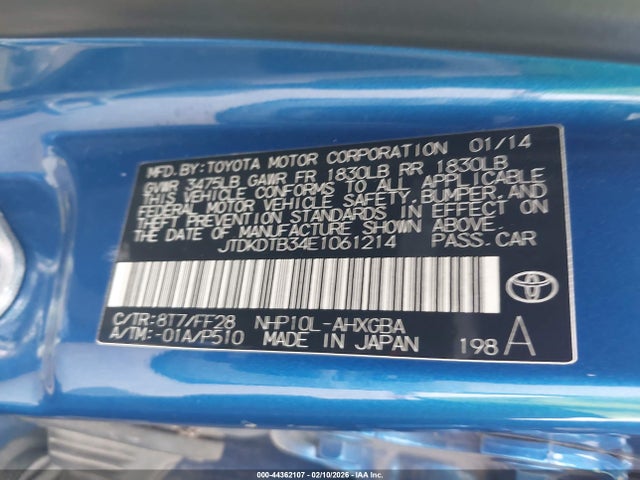 Toyota Prius c Three
