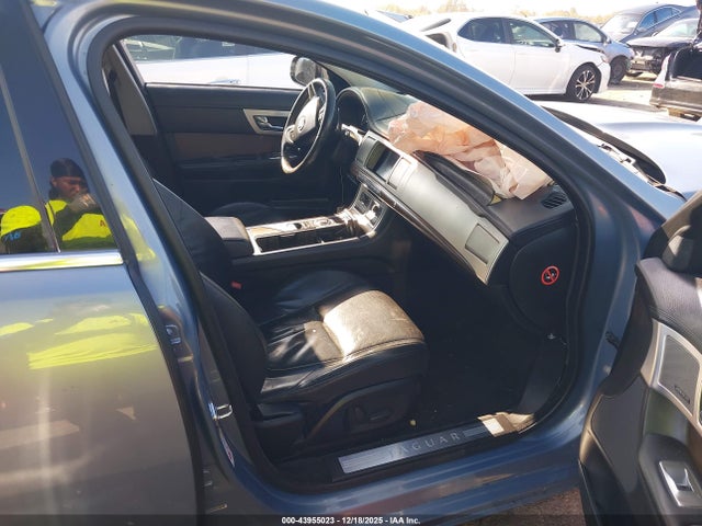 Jaguar XF V6 Sc