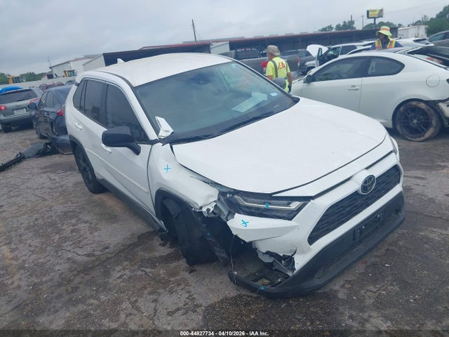 Salvage Toyota RAV4 Image