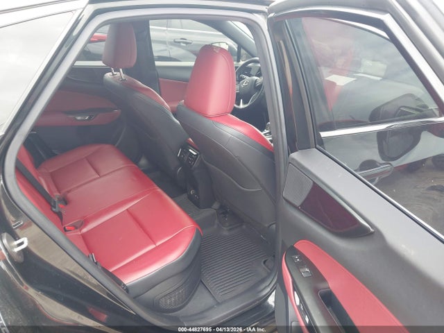 Lexus NX Premium