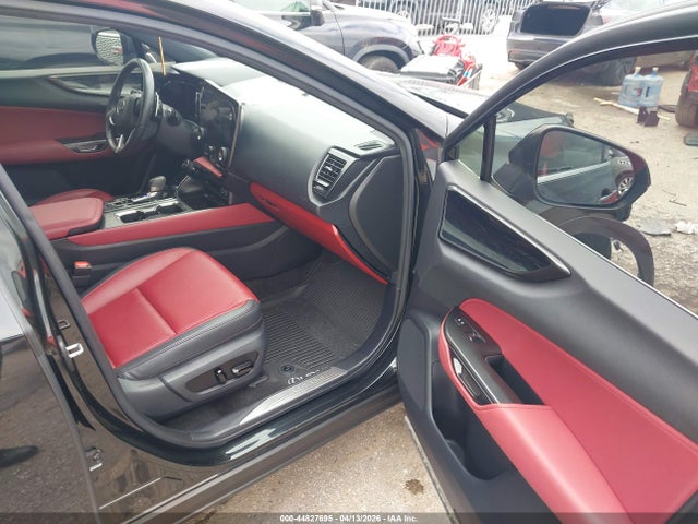 Lexus NX Premium