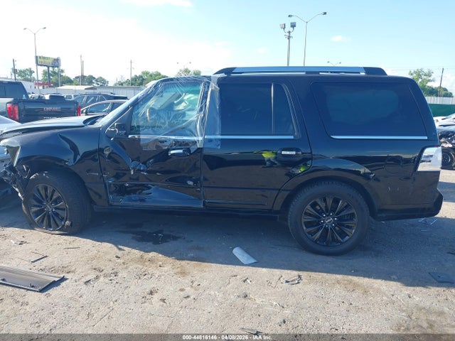 Lincoln Navigator Select