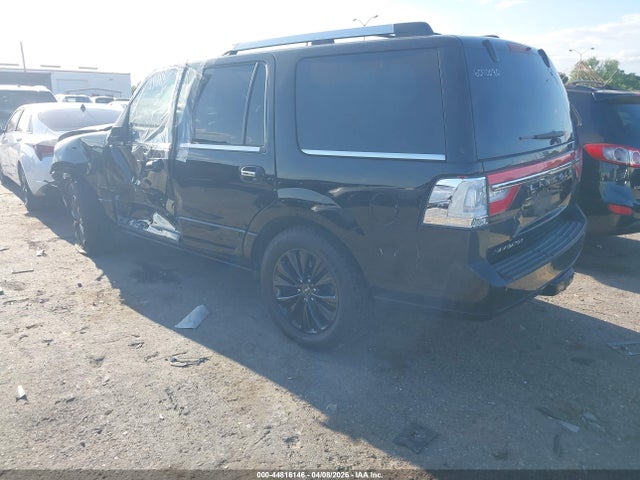 Lincoln Navigator Select