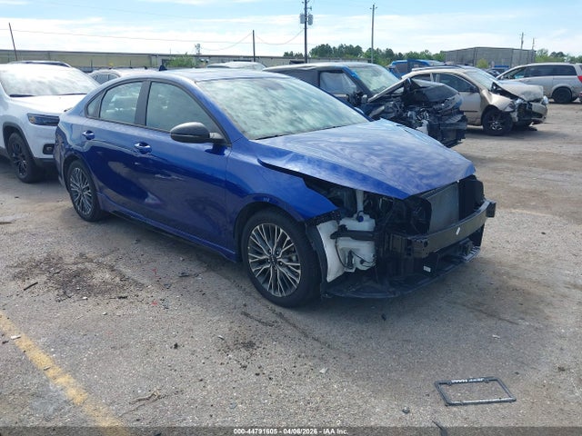 Salvage Kia Forte Image
