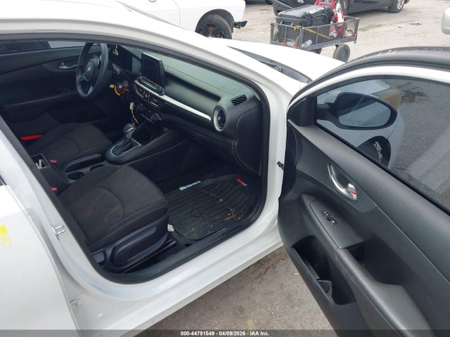 Kia Forte Lxs