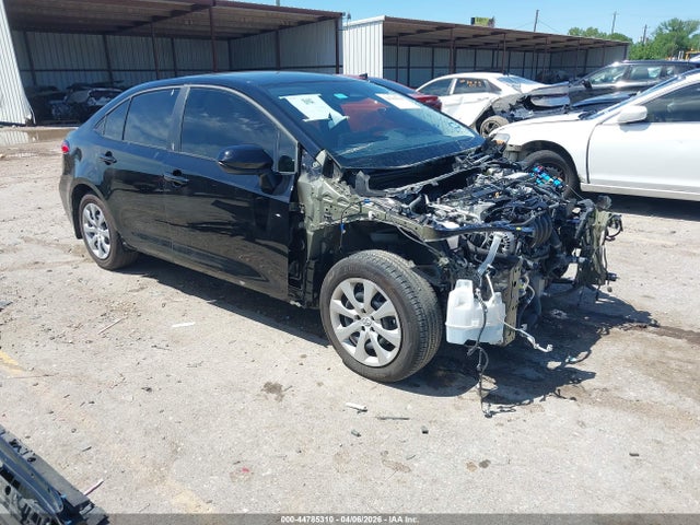 Salvage Toyota Corolla Image