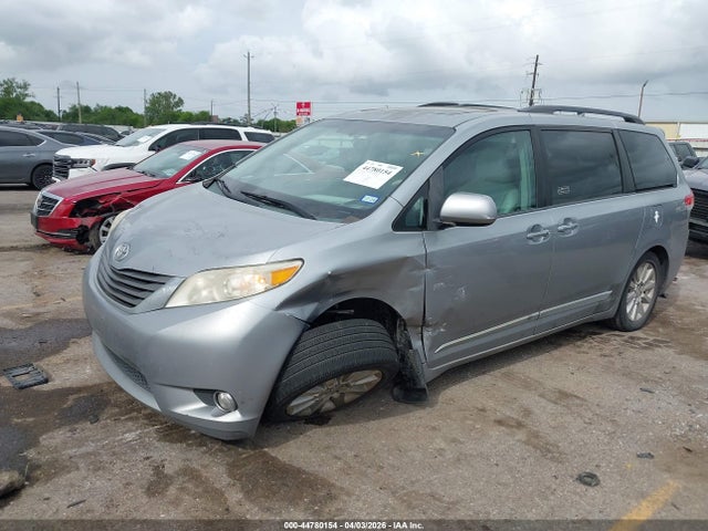 Toyota Sienna Xle 7 Passenger