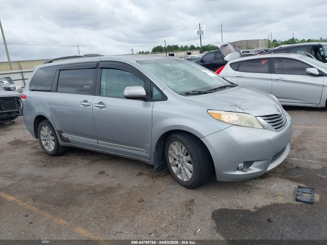 Toyota Sienna Xle 7 Passenger