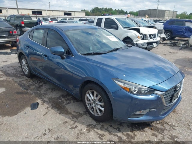 Salvage Mazda Mazda3 Image