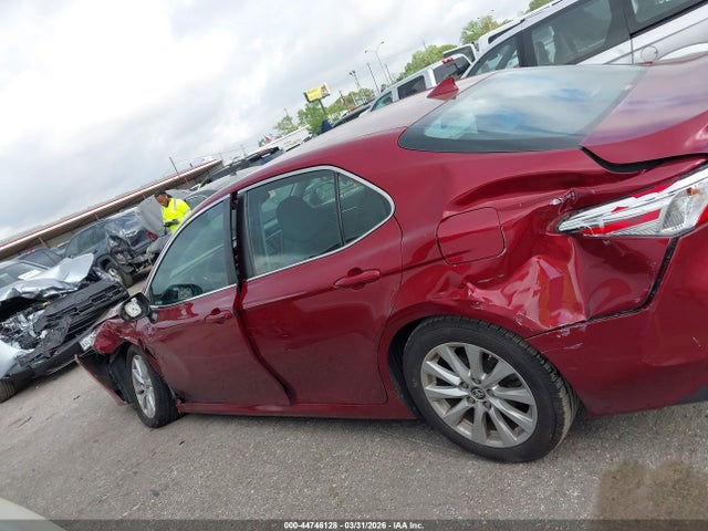 Toyota Camry Le